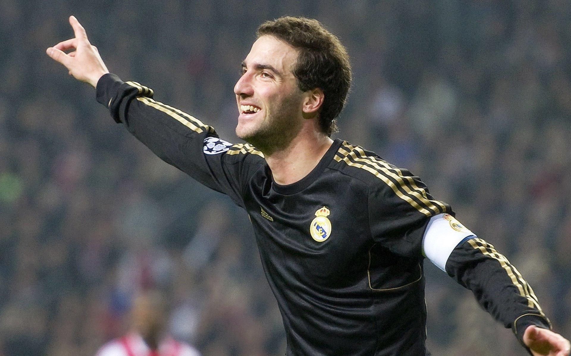 匿名高管：弗拉格会成为优秀的球员 但上限并不像文班